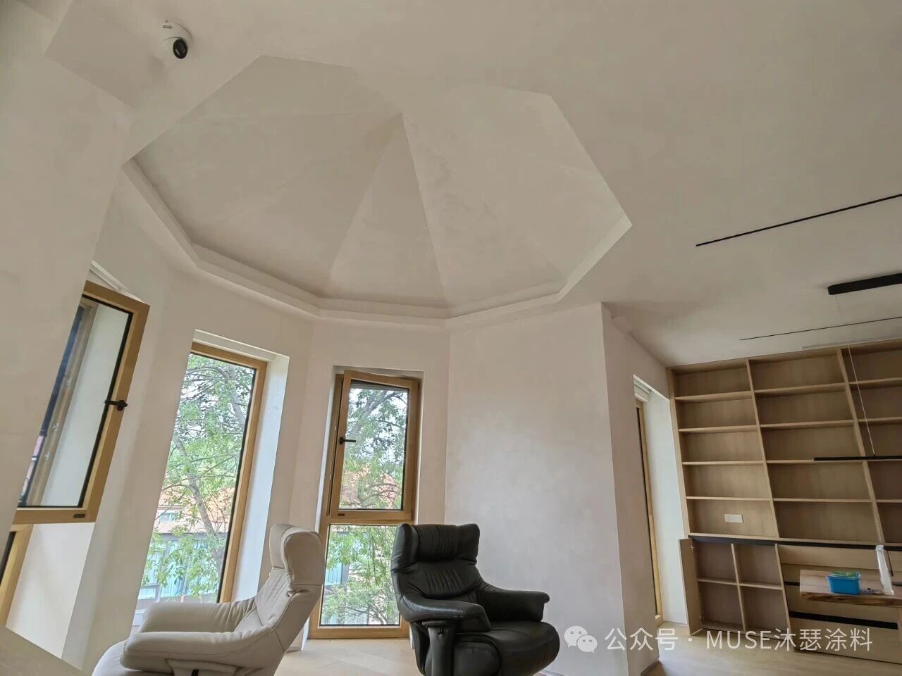 沐瑟 × 斯蒂芬妮丨以细腻柔滑，温柔包裹生活的每一面